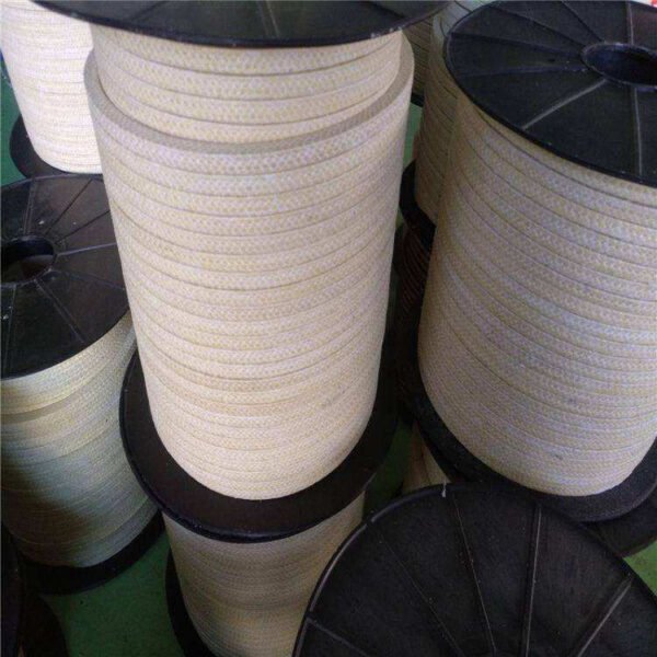 خيوط قطنية على بكرات – جملة